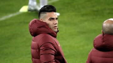 Falcao García antes de un partido de Galatasaray.