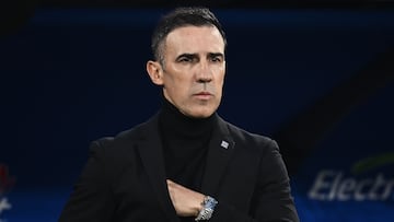 Cruz Azul's Uruguayan interim coach Vicente Sanchez looks on ahead of the Liga MX Clausura tournament quarter-final second leg football match between Cruz Azul and Leon at the Olimpico Universitario stadium in Mexico City on May 11, 2025. (Photo by Carl de Souza / AFP)
