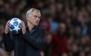 Soccer Football - Champions League - Group Stage - Group H - Manchester United v Valencia - Old Trafford, Manchester, Britain - October 2, 2018 Manchester United manager Jose Mourinho