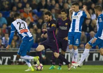 Messi con el balón. 