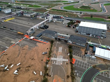 Vista de cómo ha quedado el circuito Ricardo Tormo tras las graves inundaciones en Valencia. 