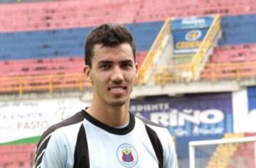 Esteban Giraldo estuvo en Temuco e incluso firmó por Colo Colo en 2013, donde lo contrató Labruna. No jugó nada.