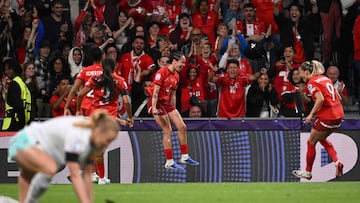 Suiza sueña con los cuartos, Islandia se despide