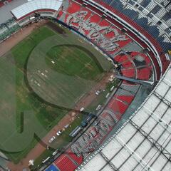 La cancha del Azteca, culpable de que México no tenga MNF