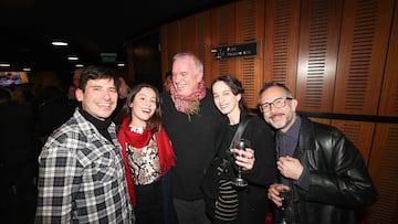 Álvaro Espinoza revela a su nueva pareja con una foto: es la ex esposa de otro actor