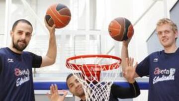 <b>A MACHACAR. </b>Germán Gabriel, Chris Lofton y Daniel Clark son los tres grandes referentes ofensivos del Asefa Estudiantes.