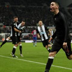 Almirón y Willian, protagonistas de la jornada 18 en la Premier