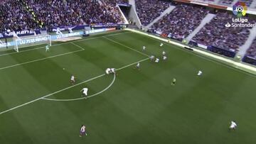 El gol de De Jong al Atleti a vista de pájaro: el fallo de Savic parece aún peor