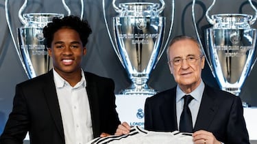 Endrick y Florentino Pérez, en Valdebebas.