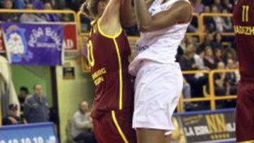 Angelica Robinson, en el partido ante el Nadezhda.