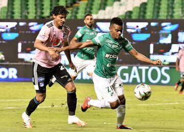 Deportivo Cali y Millonarios protagonizaron el regreso de la Liga Betplay tras el parón por la pandemia de COVID-19. El encuentro terminó en empate 1-1 y en la primera parte tuvo que ser suspendido por una Tormenta Eléctrica.