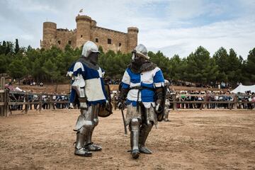 El combate medieval es un nuevo deporte nacido en Rusia hace más de veinte años, que ha elaborado un reglamento, ha creado una Federación Internacional y busca su expansión.  