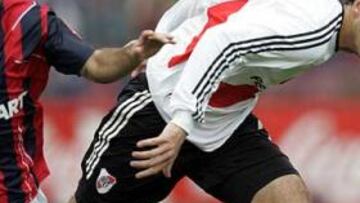 <b>MEJOR.</b> River jugó un mal primer tiempo pero con la salida al campo del punta colombiano Radamel Falcao García mejoró en la segunda