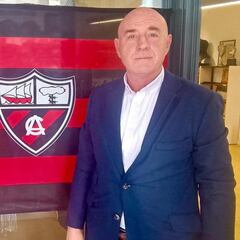 Gorka Zurinaga: “Jugaremos en nuestro campo, el Municipal de Gobela”