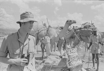 El prícipe de Gales en un safari de cuatro días por el valle de Ngare Ndare en Kenia en 1971.