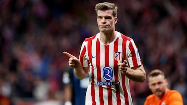Soccer Football - UEFA Champions League - Play Off - Second Leg - Atletico Madrid v Club Brugge - Riyadh Air Metropolitano, Madrid, Spain - February 24, 2026 Atletico Madrid's Alexander Sorloth celebrates scoring their third goal REUTERS/Violeta Santos Moura