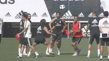 Último entrenamiento del Real Madrid antes de viajar a Tallin