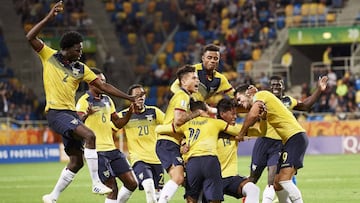 La selecci&oacute;n de Jorge C&eacute;lico dej&oacute; todo en el campo de juego para superar por 0-1 a su rival en el tiempo extra con un gol de Mina en el 104.