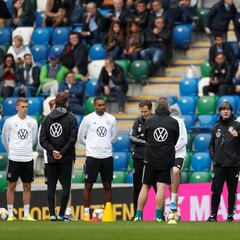 Alemania se replantea concentrarse en España 5 días