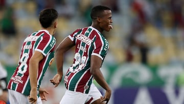 Jhon Arias en un partido de Fluminense.