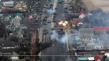 Drone footage shows ambush on Russian tanks resulting in death of the commander