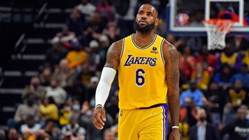 El analista televisivo y leyenda de la NBA se ceba con su antiguo equipo: &quot;&iquest;Qui&eacute;n quiere ver jugar a esa gente?&quot;. Shaq rechaza a los Lakers y alaba a Stephen Curry.