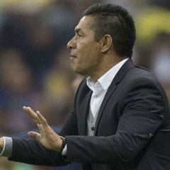 Ignacio Ambriz: “La derrota no me va a hacer dudar”