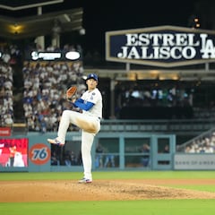 World Series breaks ratings records, but not in the U.S.