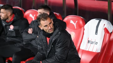 GIRONA, SPAIN - JANUARY 10: Cristhian Stuani of Girona FC looks on during the LaLiga EA Sports match between Girona FC and CA Osasuna at Montilivi Stadium on January 10, 2026 in Girona, Spain. (Photo by David Ramos/Getty Images)