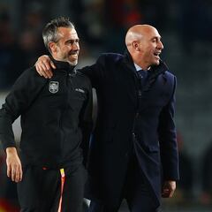 Luis Rubiales “Que se ponga en tela de juicio a Vilda...”