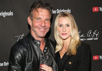 El actor le lleva 39 años a su actual pareja, a quien le pidió matrimonio el pasado mes de Octubre.