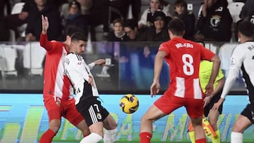 Partido de la jornada 32 de LaLiga Hypermotion entre el Burgos y el Almería.