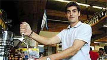 Casi no recordaba la última vez que vestí de rojiblanco. Me sentí muy suelto con el esférico