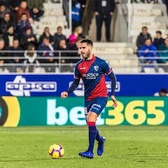 El Huesca pierde a Insua y le busca sustituto
