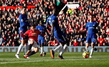 Así fue el partido de Alexis en el United-Chelsea