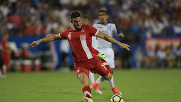 El canadiense se lesion&oacute; la rodilla y debido a esta situaci&oacute;n estar&aacute; fuera del terreno de juego por un aproximado de 6 semanas.