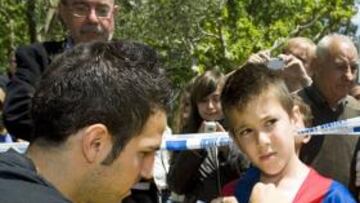 Cesc le dice a Wenger que se va al Barça