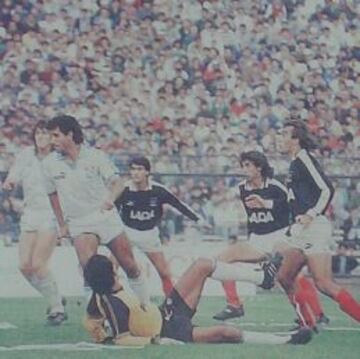 Colo Colo jugando de negro en su debut por Copa Libertadores en el Monumental. Fue 2-0 sobre Sporting Cristal de Perú.