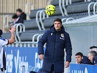 Jon Ansotegi, entrenador de la Real Sociedad B.