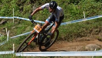 Gerardo Ulloa, medalla de bronce en Mundial de Mountain Bike