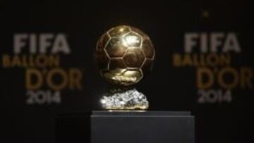 El Bal&oacute;n de Oro espera para ver qui&eacute;n ser&aacute; el candidato que gane el premio.