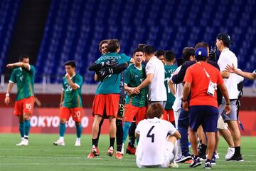 En imágenes: Así festejó el Tri Olímpico su medalla de bronce