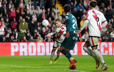 Jutglá em ação pelo Celta.