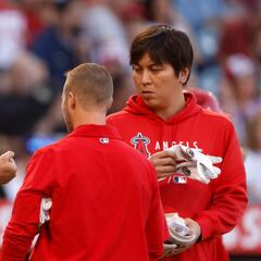 Ohtani's MLB start delayed as Angels ponder Trout shut down