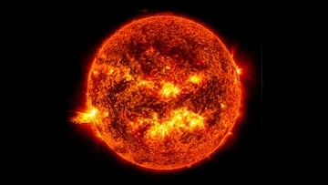 fin del mundo fin de la tierra sol gigante rojo enana blanca sol es una estrella tamaño del sol temperatura del sol grados kelvin celsius calor planeta venus y mercurio explosion del sol llamarada solar fin del mundo