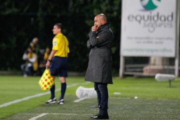 El entrenador argentino dejó al equipo en el puesto 16 de la tabla de la Liga Águila-I 2017