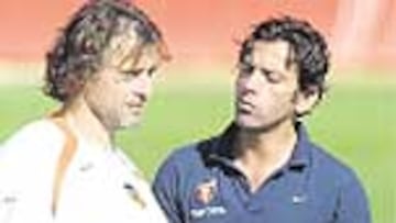 Quique ha citado a Carboni.