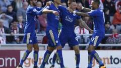 El Leicester City, tras anotar un gol.