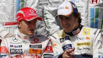 <b>FALLO GARRAFAL</b>. El nuevo piloto de McLaren apretó el botón del limitador y permitió el adelantamiento de Alonso.