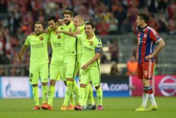 Los jugadores del Barcelona celebran el pase a la final.